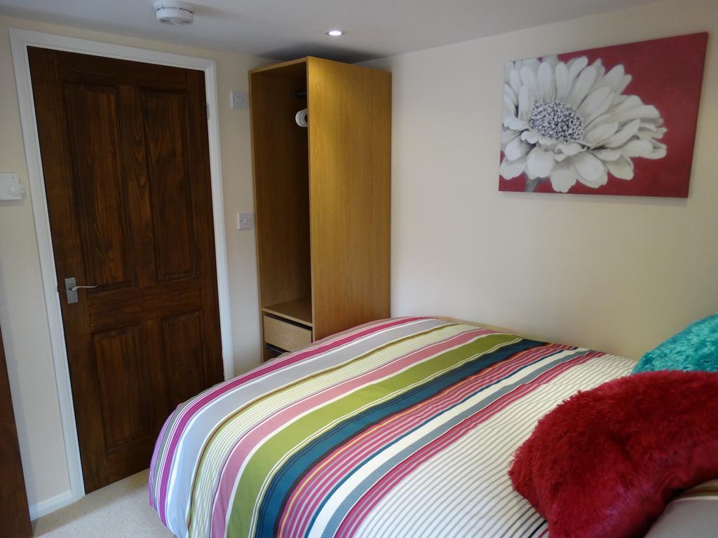 Histon Central Apartments Кембридж Номер фото